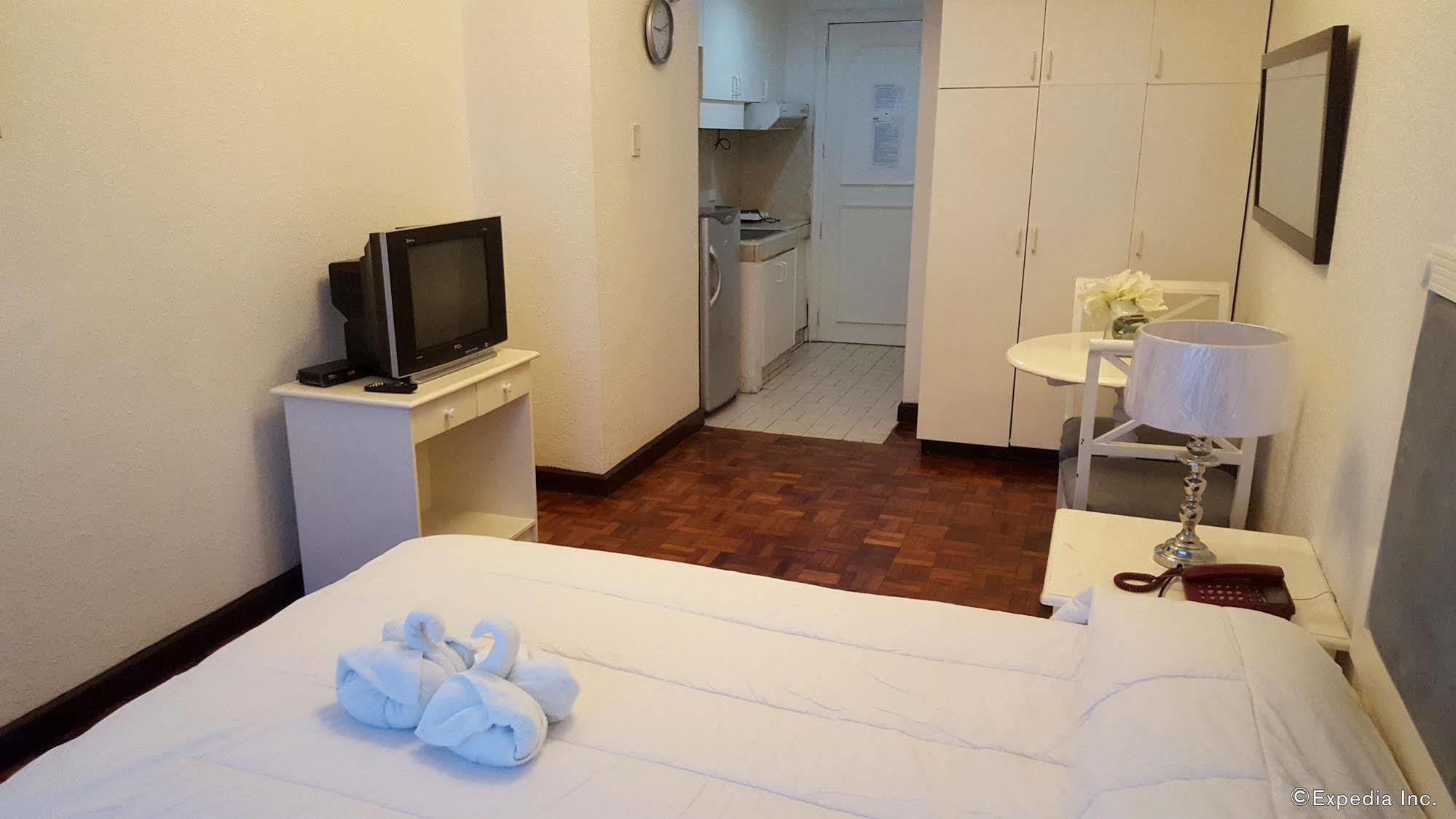 Mpt Suites Makati City Extérieur photo