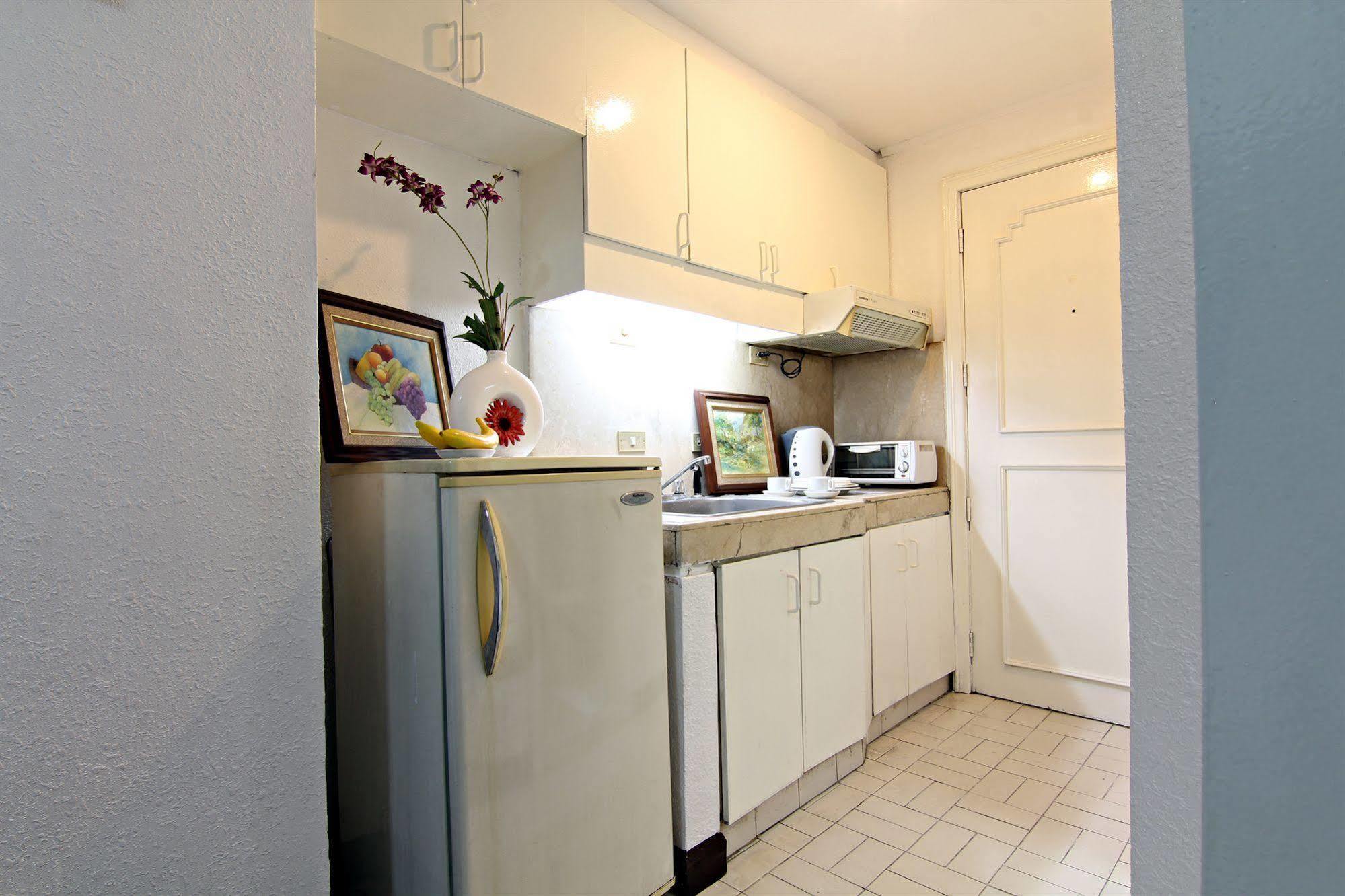 Mpt Suites Makati City Extérieur photo
