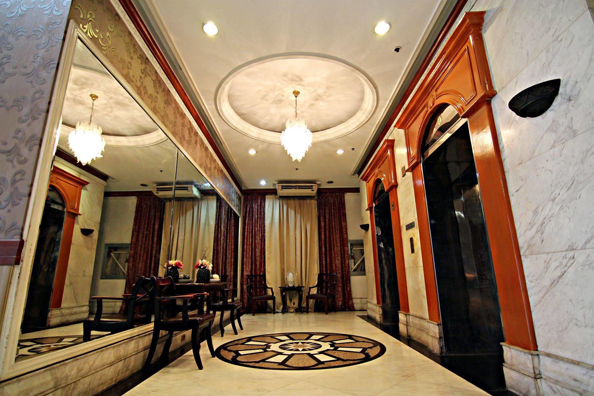 Mpt Suites Makati City Extérieur photo