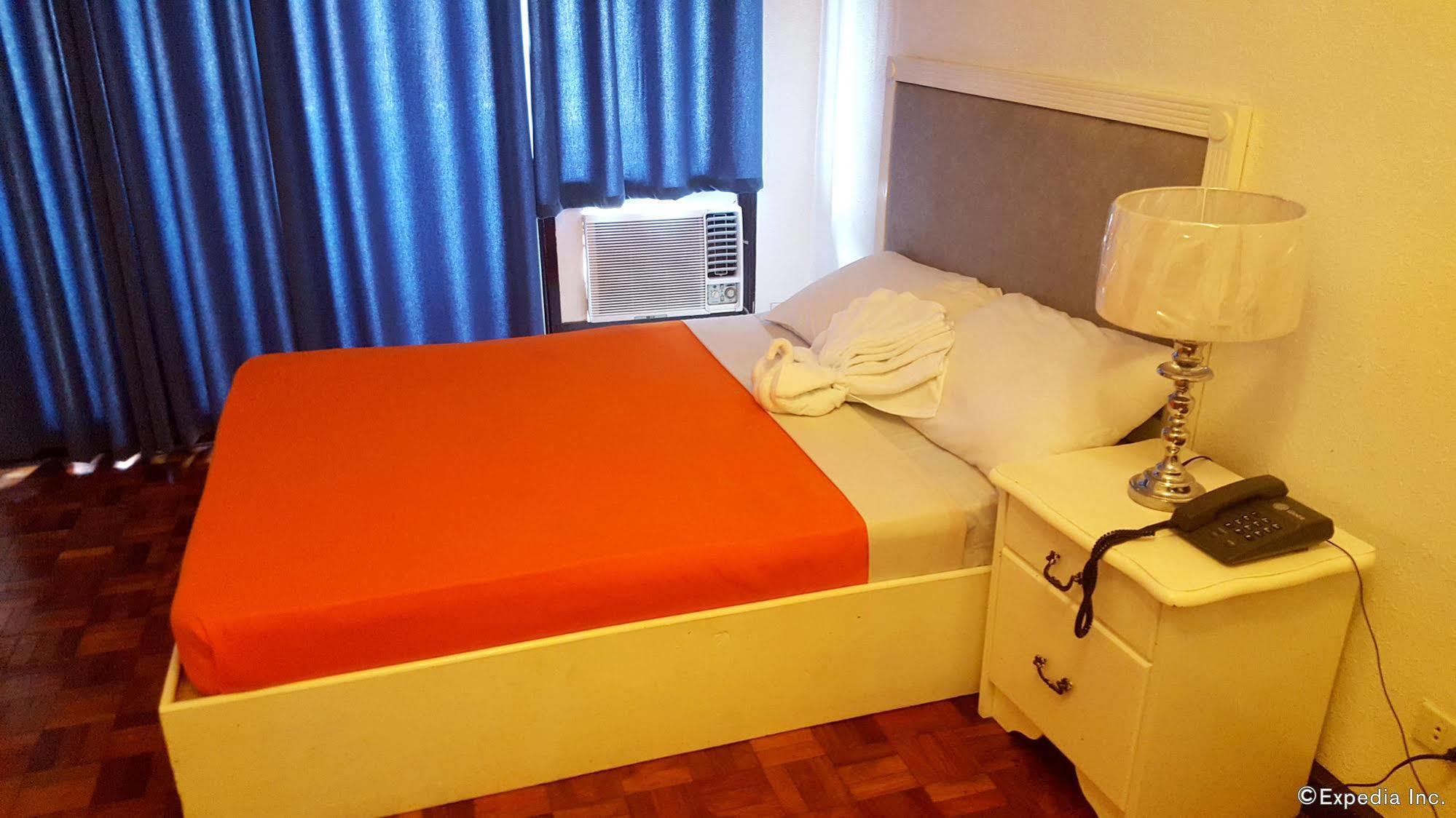 Mpt Suites Makati City Extérieur photo